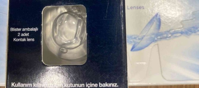 Renkli Gözlere Özenti Arttı, Lens Kullanımı Tehlike Saçıyor