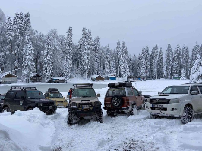Off-road Tutkunları, Kapalı Yolları Araçları İle Açtı