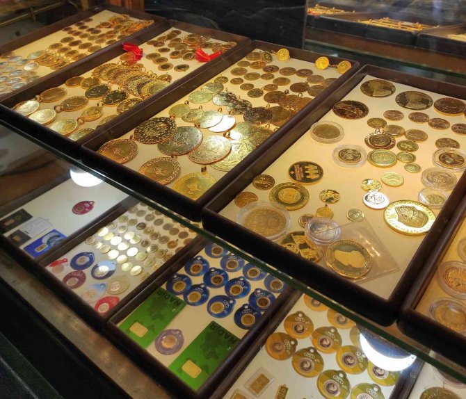 Gram Altın 1000 Lirayı Geçti, Yarım Gramda Talep Artışı