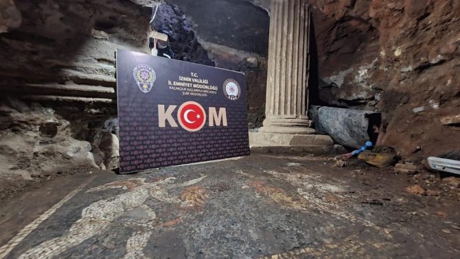 Kaçak Kazıdan Tarih Fışkırdı