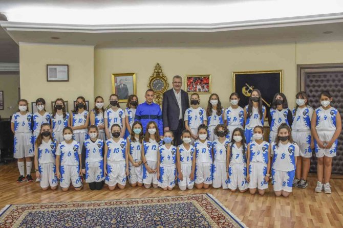 Karacabey’de Her Yaşta Spora İlgi Büyük