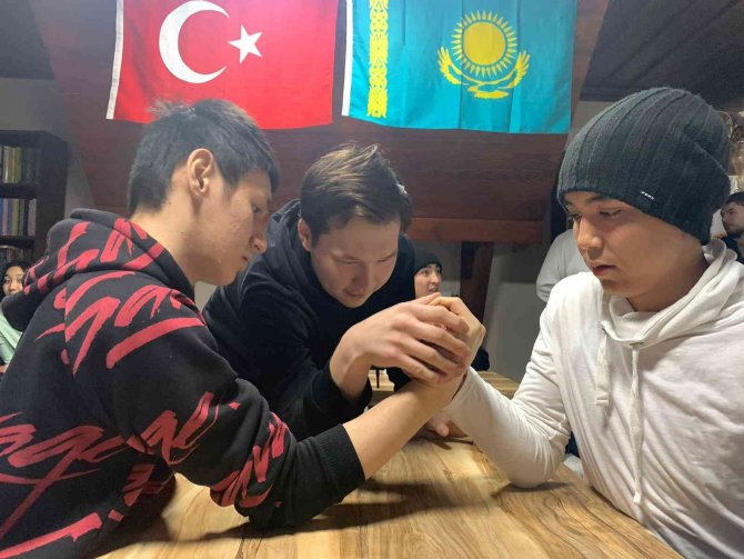 Kazakistan Cumhuriyeti Bağımsızlığının 30’uncu Yıl Dönümü Etkinlikleri Düzenlendi