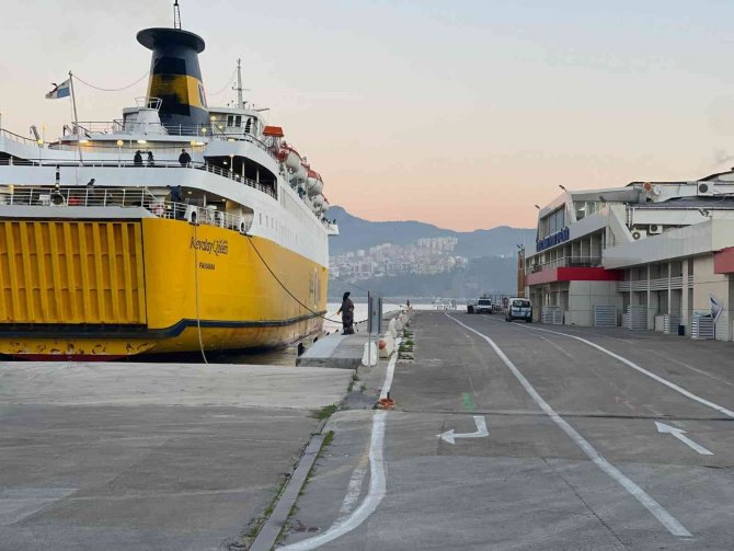 İ̇zmir’e Libya’dan İkinci Yolcu Gemisi Geldi