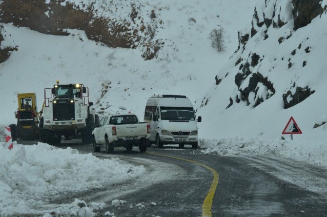 Malatya’da Kar Mesaisi