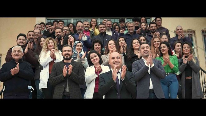 Mardinli Öğrenciler Okulunun Marşını Besteleyip Seslendirdi