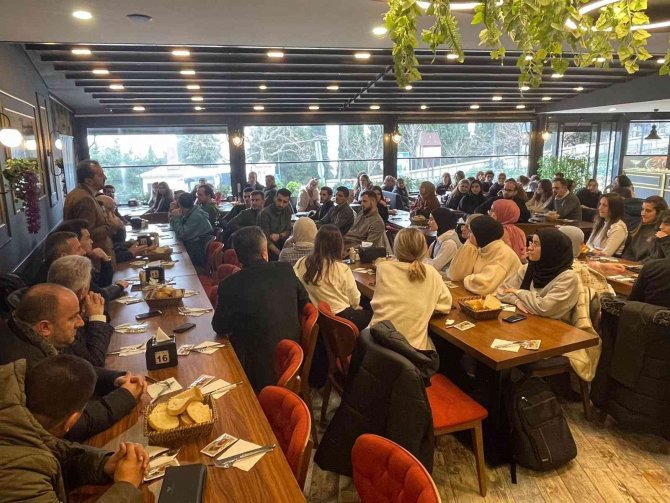 Nakem, Balkanlar’dan Gelen Gençlere Kol Kanat Gerecek