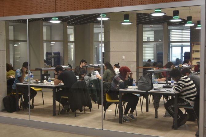 Omü Kütüphanesi’ne İki Sertifikayla Kalite Tescili