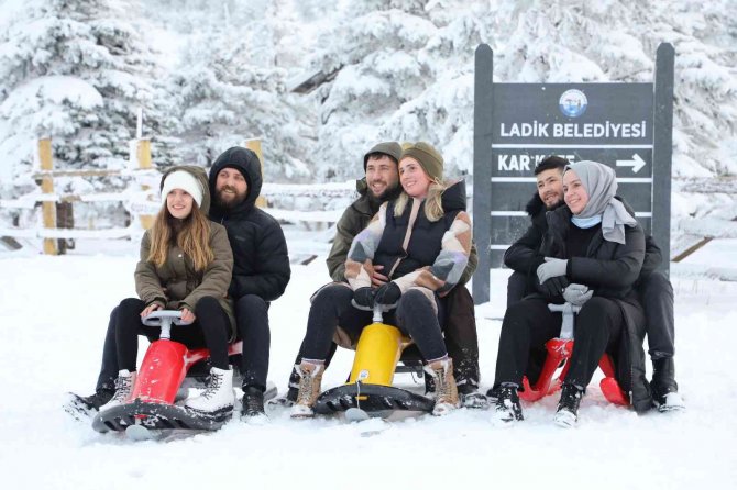 Akdağ’dan Kartpostallık Kar Manzaraları