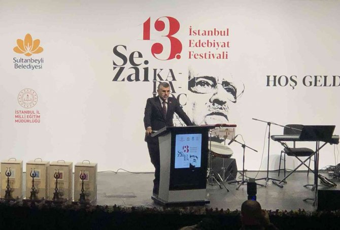 13. İ̇stanbul Edebiyat Festivali Sezai Karakoç Temasıyla Başladı