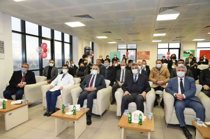 Sultangazi Adsm’de 15 Yeni Diş Ünitesi Hizmete Alındı