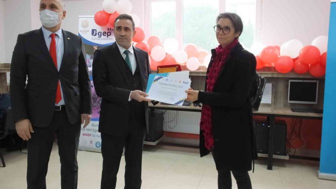 Balıkesir’de Eğitime Hayırsever Desteği