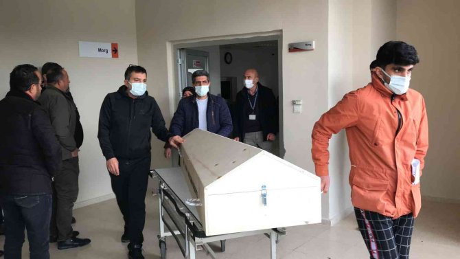 İ̇zzet Altınmeşe’nin Hayatını Kaybeden Oğlu İ̇stanbul’a Uğurlandı