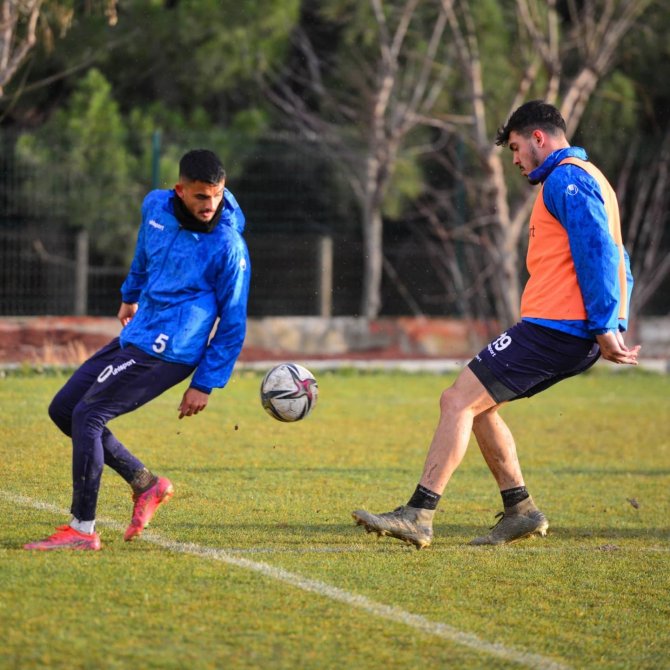 Uşakspor, Pazarspor Maçı Hazırlıklarını Başlattı