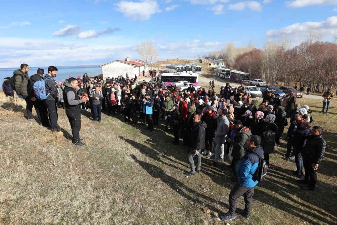 Van’da Doğa Yürüyüşü Ve Fotoğraf Etkinliği