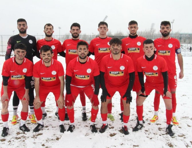 Yakutiye Belediyespor Liderliğe Devam Dedi
