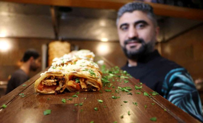 Küçük Bir Dükkanda İşe Başlayan Dönerci, Artık Şubeleşiyor