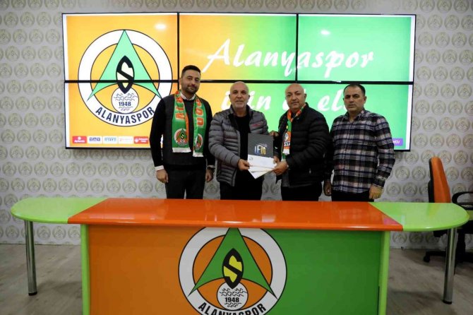 Yerleşik Yabancılar Aytemiz Alanyasporlu Olacak