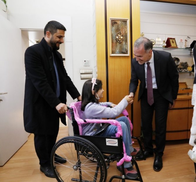 Roman Kahramanları Başkan Taban’ı Ziyaret Etti