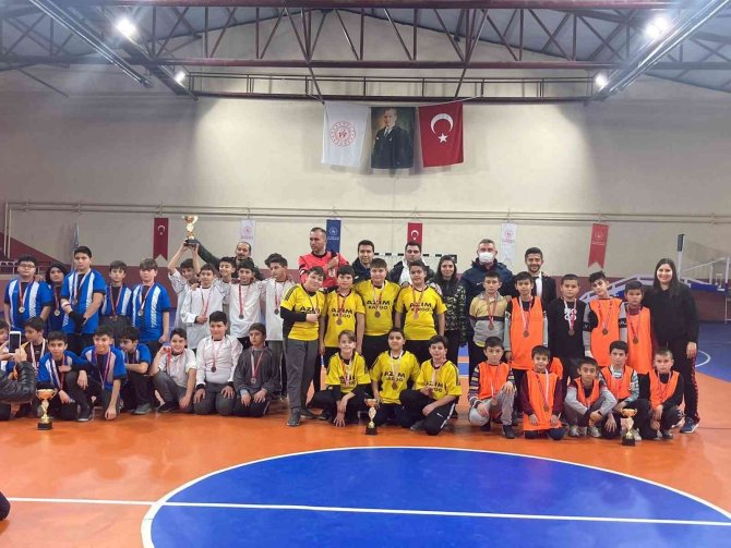 Çal’da Futsal Coşkusu