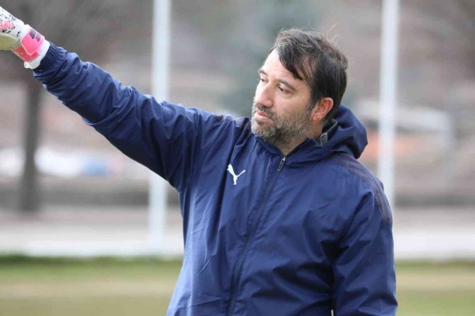 Sivasspor’da Kaleci Antrenörü Değişti