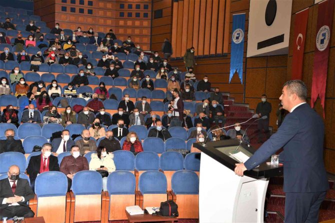 Uzmanlar "Çocuk İ̇hmal Ve İ̇stismarı Bilgilendirme” Panelinde Eğitimcilerle Buluştu