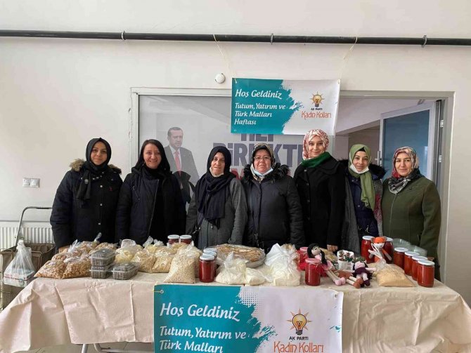 El Emeği Ürünlerin Sergilendiği Standı Ziyaret Etti