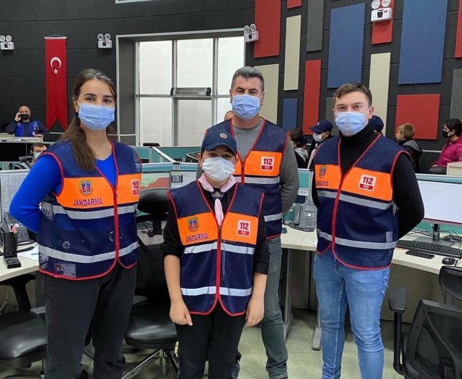 Erzincan’da Minik İzciler 112 Acil Çağrı Merkezini Gezdi