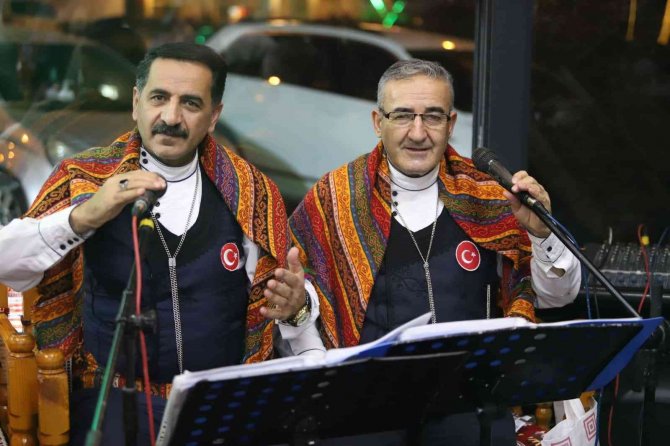 Erzurum’dan Meşk Geceleri İle Sıra Geceleri, Kürsü Başı Ve Otağ Başı’na Rakip Oldular