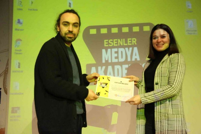 Esenler Medya Akademisi Final Yaptı, Genç İletişimciler Mezun Oldu