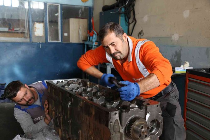 Gölbaşı Belediyesi Fen İ̇şleri Müdürlüğü 2021 Yılında Da Dur Durak Bilmedi