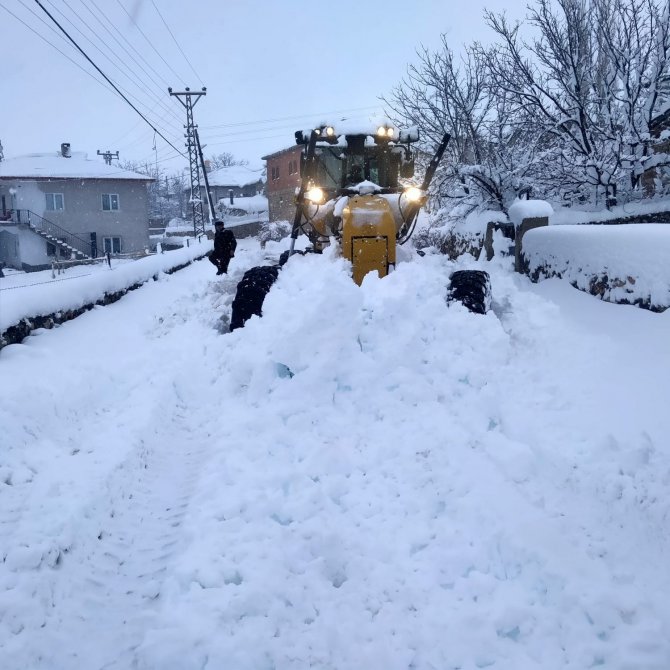Kayseri’de 74 Mahalle Yolu Ulaşıma Açıldı