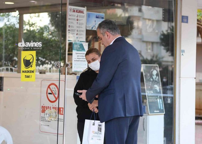 Başkan Esen, Esnafa ’Konyaaltı Esnafım’ı Anlattı