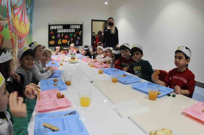 ’Yerli Malı Haftası’nı Coşkuyla Kutladılar