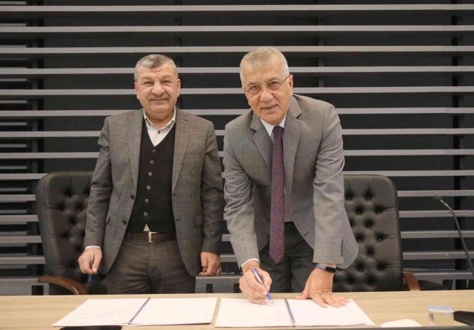 Mezitli Belediyesinde Toplu Sözleşme Sevinci