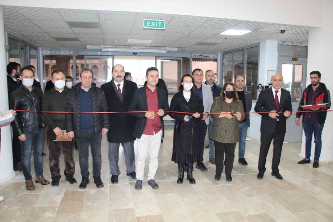 Batman Üniversitesi’nde Karma Resim Sergisi