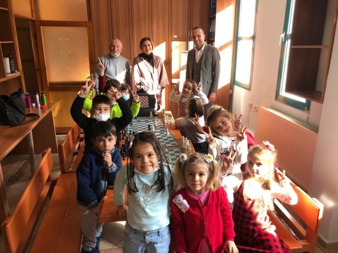 Milas’ta Satranç Kursları Dört Seviyede Devam Ediyor