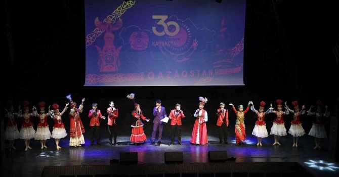 Kazakistan’ın Bağımsızlık Yıl Dönümü Muratpaşa’da Kutlandı