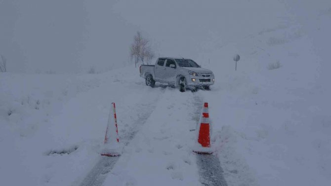 Muş-kulp-diyarbakır Karayolu Trafiğe Kapandı