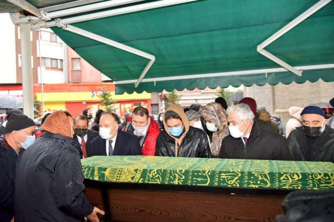 Şehit Polisin Babası Kalp Krizinden Hayatını Kaybetti