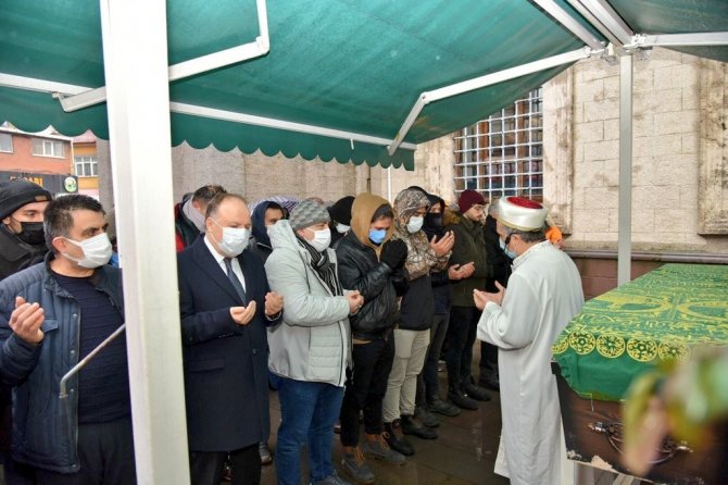 Şehit Polisin Babası Kalp Krizinden Hayatını Kaybetti