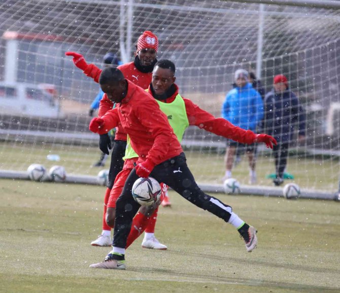 Sivasspor, Çaykur Rizespor Maçının Taktiğini Çalıştı