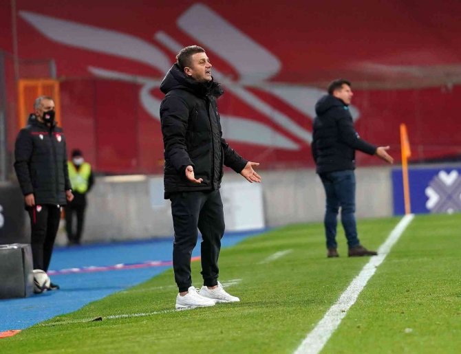 Spor Toto Süper Lig: Medipol Başakşehir: 1 - Gzt Giresunspor: 1 (İ̇lk Yarı)