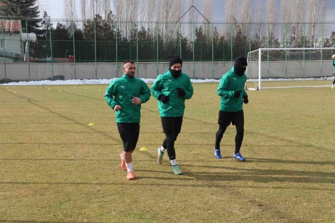 Sivas Belediyespor, Sakarya Maçına Hazırlanıyor