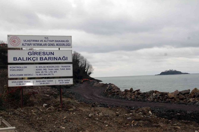 Türkiye’nin En Büyük Balıkçı Barınağının Yapımına Giresun’da Başlandı