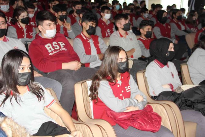 İ̇ş-kur, Meslek Lisesi Öğrencilerine Meslek Seçimi Anlatındı