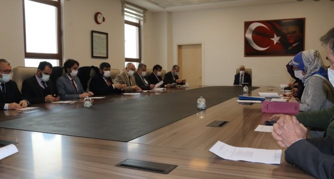 Bağımlılıkla Mücadelede Alınacak Tedbirlere Dikkat Çekildi