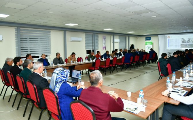 Başkan Çınar, Partililere Yeşilyurt’u Anlattı