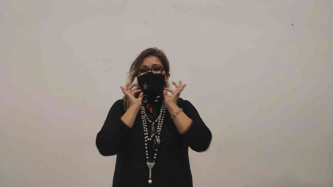 Sağlık Çalışanları İşaret Dili Öğreniyor