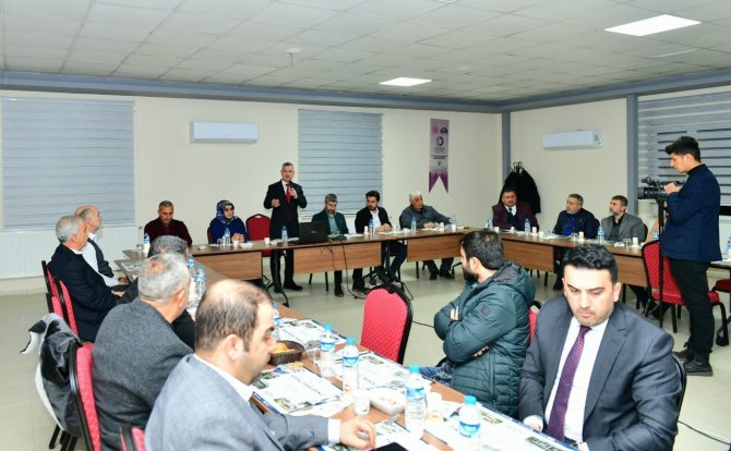 Başkan Çınar, Partililere Yeşilyurt’u Anlattı