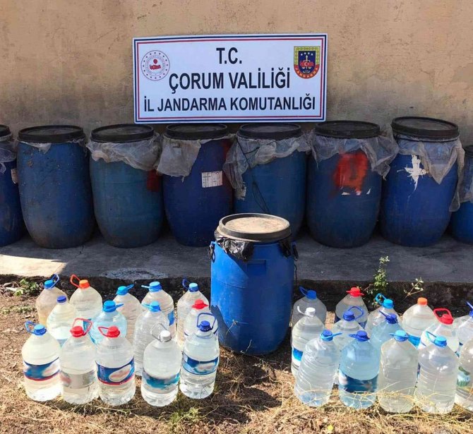 Çorum’da Kaçak İçkiye Göz Açtırılmıyor: 1 Yılda 43 Bin 350 Litre Sahte-kaçak İçki Ele Geçirildi